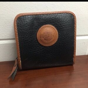 ESPRIT Vintage Black/Brown Pebbled Leather Embossed Logo Wallet